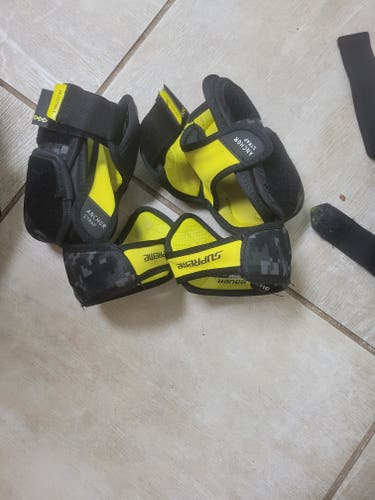 Used Small Bauer Supreme M3 Elbow Pads