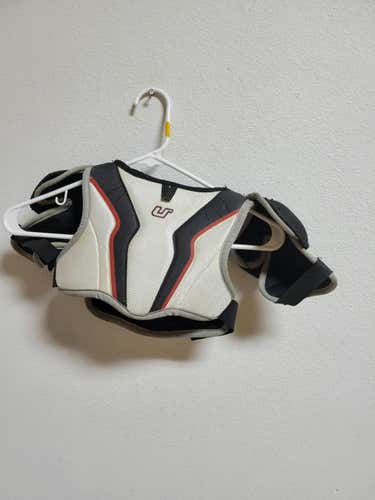 Used Ccm U Fit 03 Sm Hockey Shoulder Pads