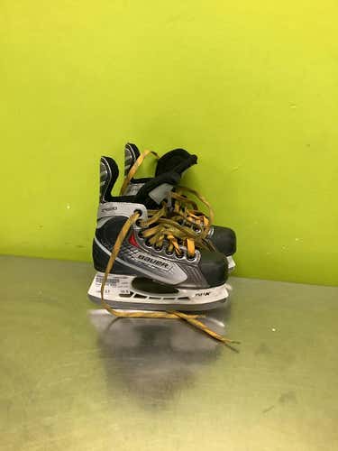 Used Bauer Vapor Speed Youth 12.0 Ice Hockey Skates