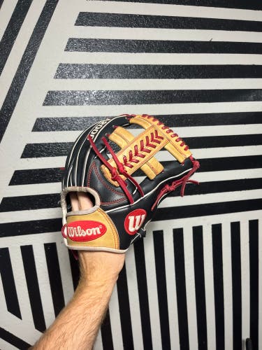 Wilson a2000 1785 11.75 baseball glove