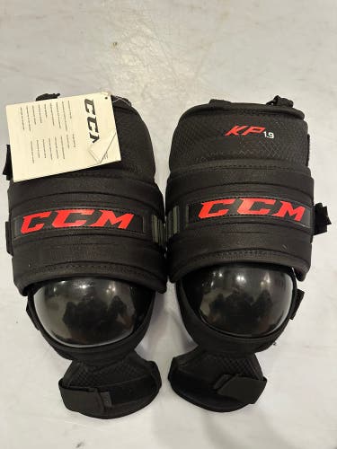 CCM KP1.9 INT Goalie Knee Pads