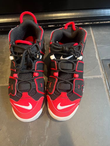 Big Kids Nike Air More Uptempo 96 Red Toe GS Shoes