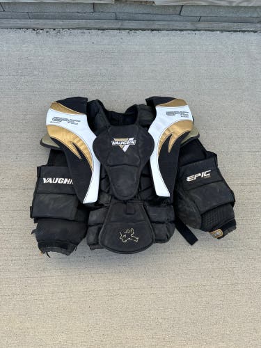 Used  Vaughn Epic 8000 Goalie Chest Protector