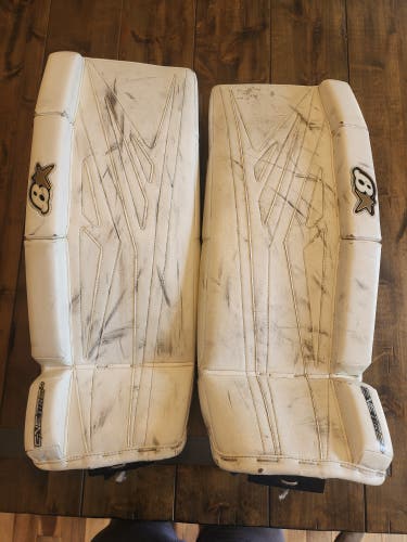 Used 27" Brian's GNETiK 8.0 Goalie Leg Pads