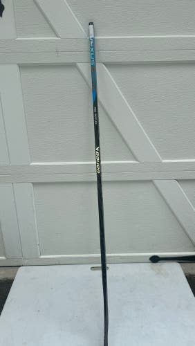 Bauer Right Handed P28  Nexus Sync Hockey Stick