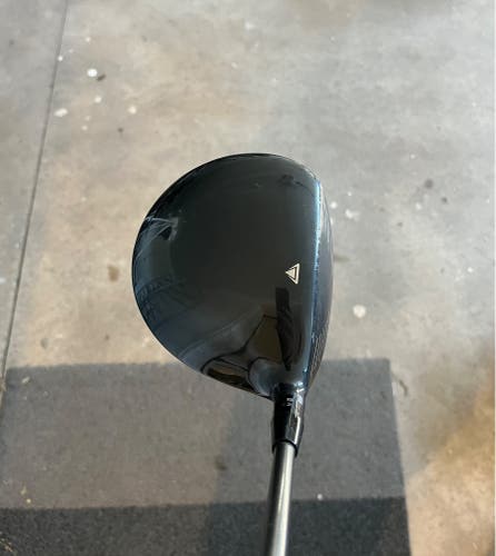 Titleist 917d driver 10.5 left handed