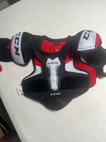 Used Junior Large Ccm ft485 chest protector