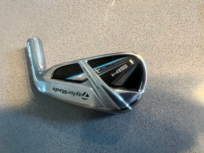 TaylorMade Sim Max 7 iron head