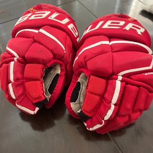 Bauer Vapor Hyperlite Gloves
