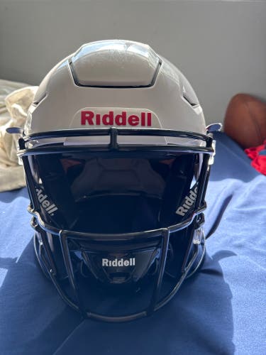 Used Large Riddell SpeedFlex Helmet