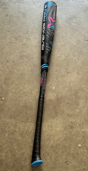 Used 2024 AXE Avenge Pro 30/20. Drop -10 USA Certified Bat