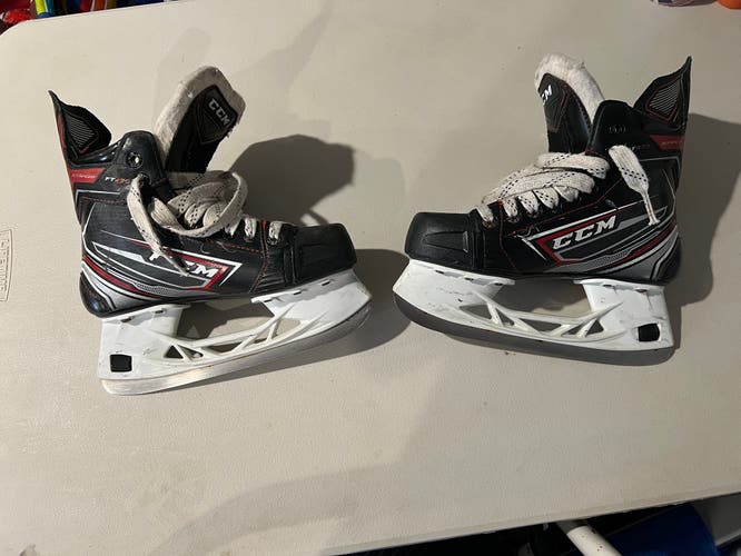 Used Junior Size 3 CCM JetSpeed FT470 Hockey Skates