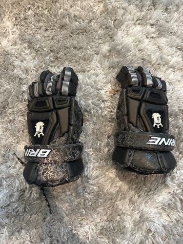 Brine lacrosse gloves