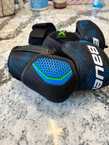 Bauer Youth Small Elbow Pads