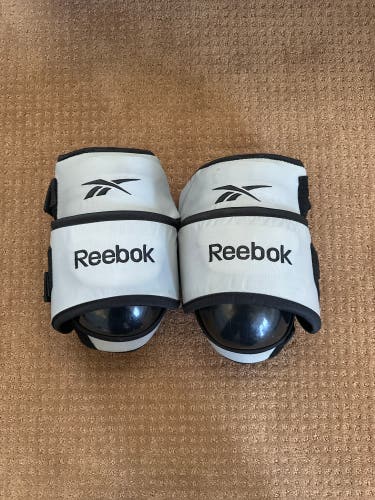 Pro Stock Reebok K101 Goalie Knee Pads