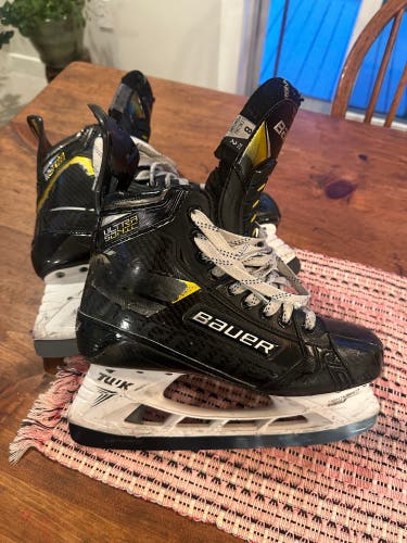 Bauer Supreme Ultra Sonic Skates Size 8.5 Fit 2