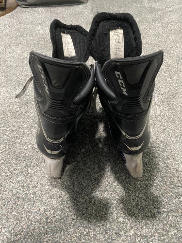 Ccm Ribcor 100K pro skates