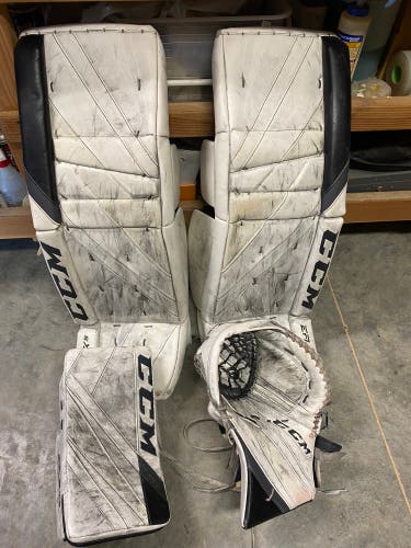 CCM EFlex 5 Custom Set Goalie Leg Pads, Glove, Blocker