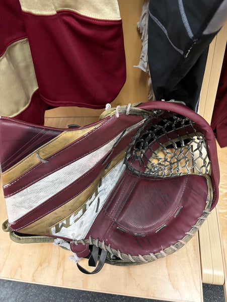 Used  CCM Pro Stock Eflex 5 Goalie Leg Pads