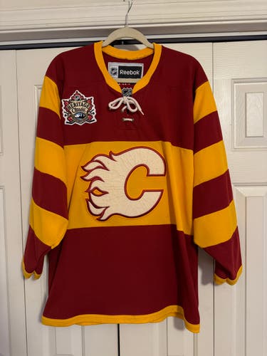 Calgary Flames 2011 Heritage Classic Jersey Medium NHL