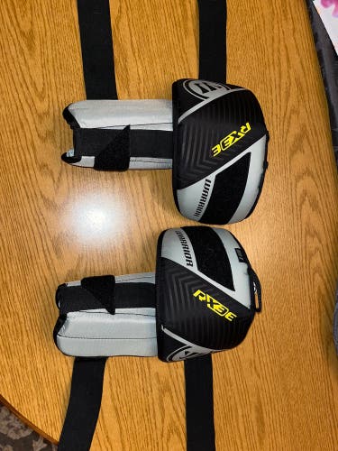 Warrior rx3e goalie knee pads