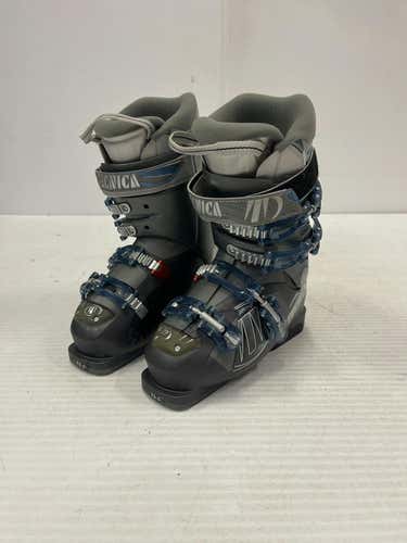 Used Tecnica Attiva 235 Mp - J05.5 - W06.5 Girls' Downhill Ski Boots