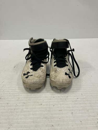 Used Under Armour Junior 03.5 Football Cleats