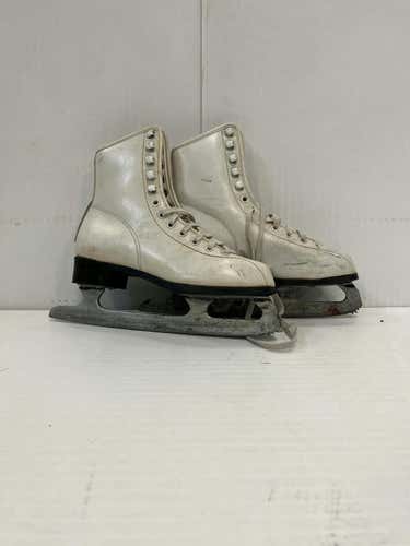 Used White Figure Senior 5 Women's Figure Skates