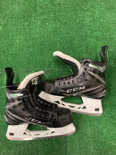 Used Intermediate CCM RibCor 88K Hockey Skates Regular Width 6