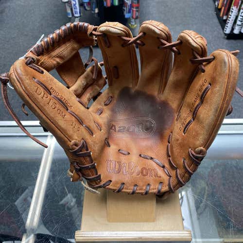 Used Wilson A2000 11 1 2" Fielders Gloves