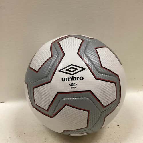 Used Umbro Meteor 5 Soccer Balls