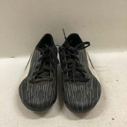 Used Puma Junior 02.5 Cleat Soccer Outdoor Cleats