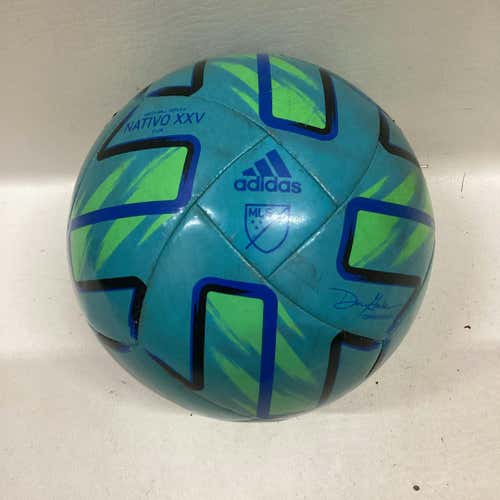 Used Adidas Nativo Xxv 5 Soccer Balls