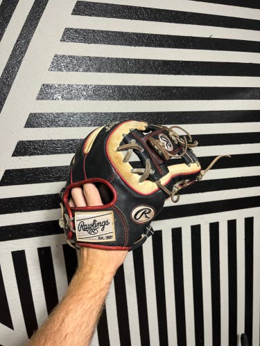 Rawlings heart of the hide 11.5 baseball glove