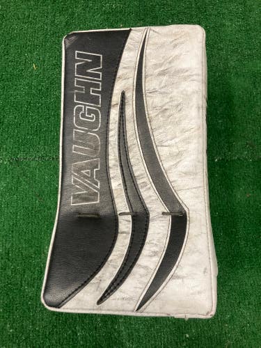 Used Intermediate Vaughn Velocity V7 XF Goalie Blockers Regular