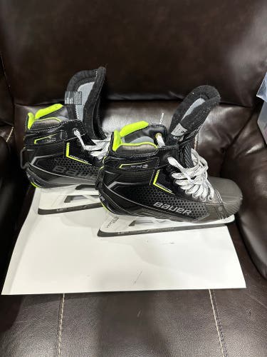 Bauer Pro Intermediate Goalie Skates Size 6 Fit 3