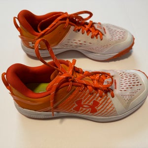 Under Armor Yard Turf baseball turf shoes - size 9