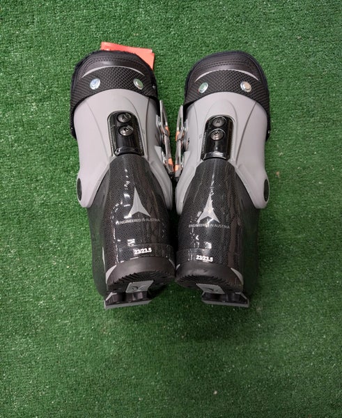 New Women's Atomic Hawx Magna 95S W All Mountain Ski Boots Medium Flex (Mondo 23.5 - 279mm)