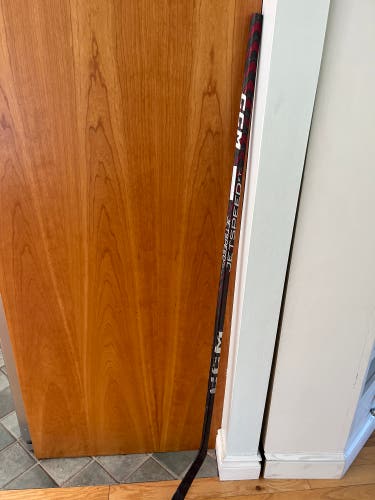 CCM Jetspeed FT5 Pro 70 Flex P29 Senior Hockey Stick