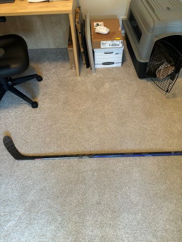 CCM RibCor trigger 7 pro Intermediate Right Handed Stick