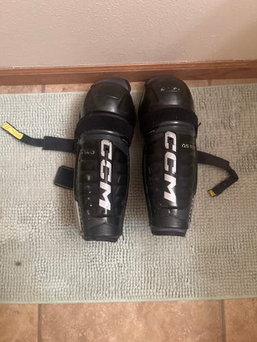 Used Junior CCM Tacks AS 580 11" Shin Pads