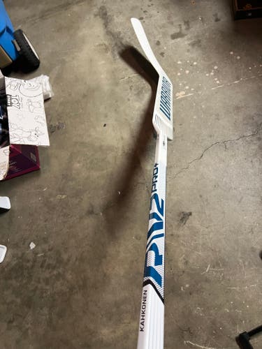 New Kahkonen Sharks pro return Warrior Ritual V2 Pro+ Regular Goalie Stick 26" Paddle