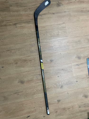 Used Senior Bauer Right Handed P92 Supreme Matrix Hockey Stick