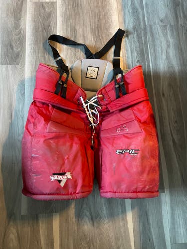 Used Large Vaughn Epic 8600 Hockey Goalie Pants