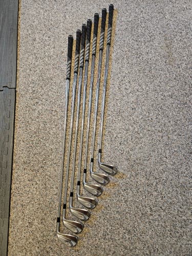 Used Men's Mizuno MP-20 HMB Right Handed Iron Set Steel Shaft