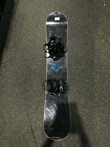 Used Roxy Snowboard 145 Cm Women's Snowboard Combo