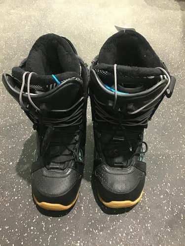 Used Nitro Team Senior 7 Women's Snowboard Boots