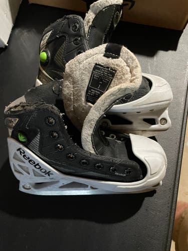 Reebok Goalie skates - Size 1