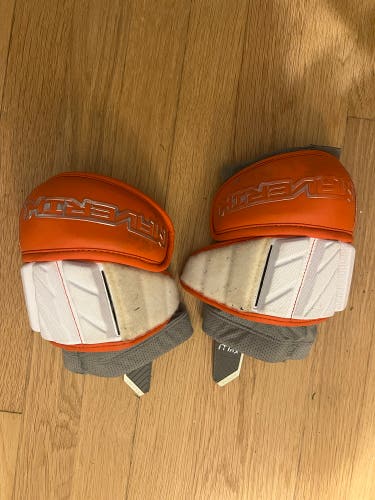 Mercer lacrosse elbow pads