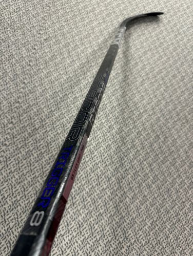 CCM Trigger 8 65 flex P88 curve left hand stick